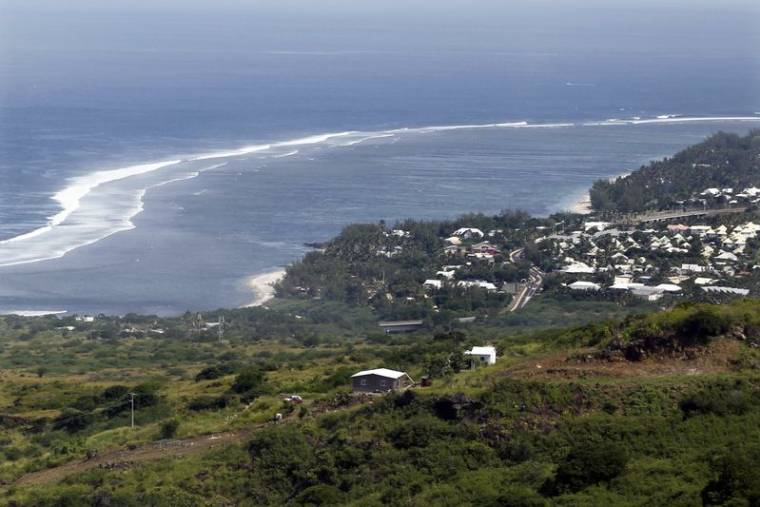 Vue générale de l'île de La Réunion dans l'océan Indien