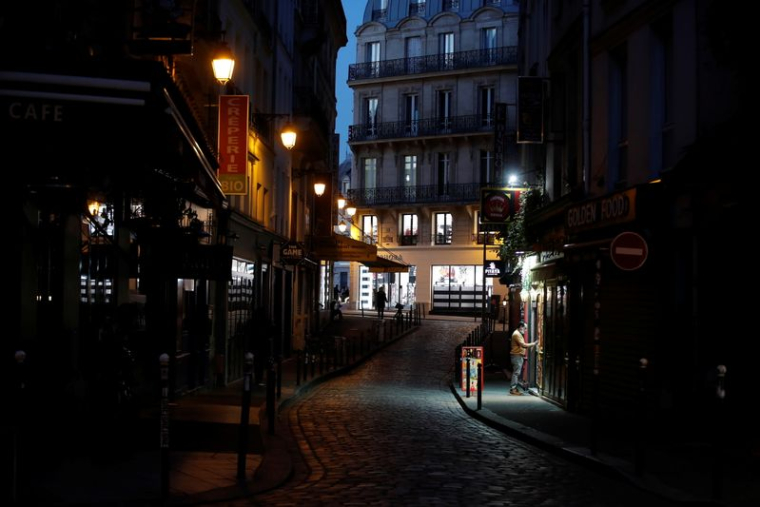 CORONAVIRUS: LA FRANCE ANNONCE 12.799 NOUVEAUX CAS EN 24 HEURES