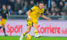 Les supporters lensois envahissent l’aéroport de Lille pour accueillir Florian Thauvin
