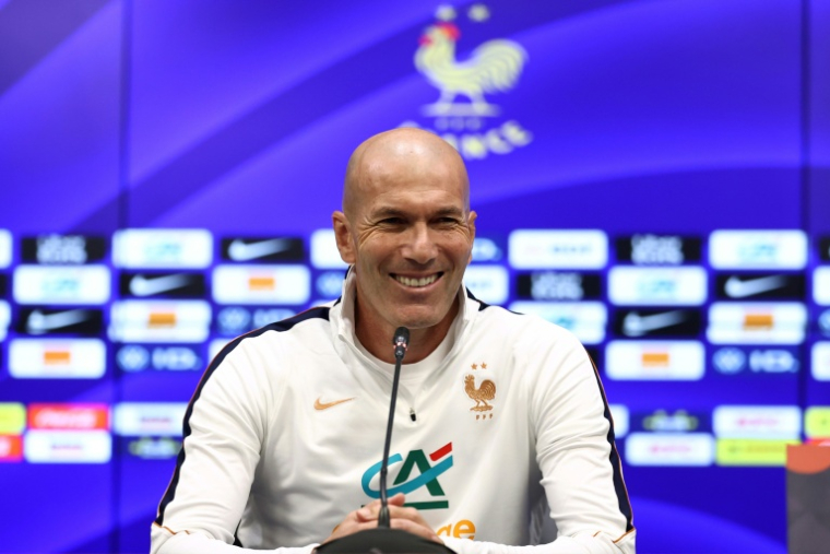 Le sélectionneur de l'équipe de France Zinédine Zidane en conférence de presse à Izmit (Turquie) le 24 septembre 2026 ( AFP / FRANCK FIFE )