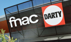 Le titre du distributeur français recule de 11% sur un an. (© Fnac Darty)