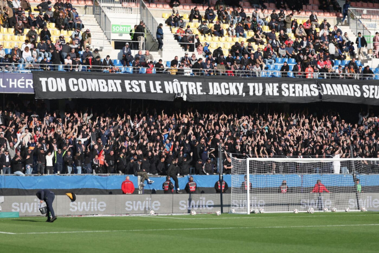 Montpellier-Saint-Étienne interrompu pour un départ de feu en tribunes
