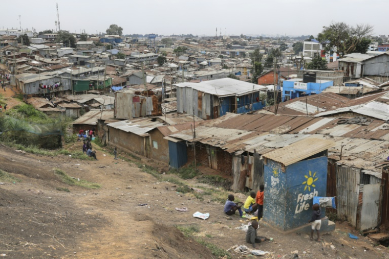 Le bidonville de Kibera, à Nairobi, le 11 août 2025 au Kenya ( AFP / Tony KARUMBA )