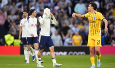 Tottenham plombé dans le temps additionnel par Brighton