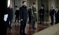 Le président ukrainien Zelensky visite le mausolée d'Atatürk à Ankara