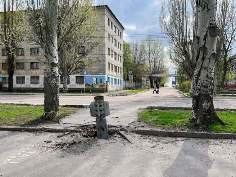 DEUX JOURNALISTES DE REUTERS BLESSÉS EN UKRAINE, LEUR CHAUFFEUR TUÉ