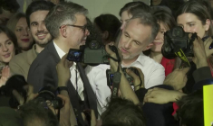 Municipales à Paris: Dati multiplie les assauts contre Grégoire