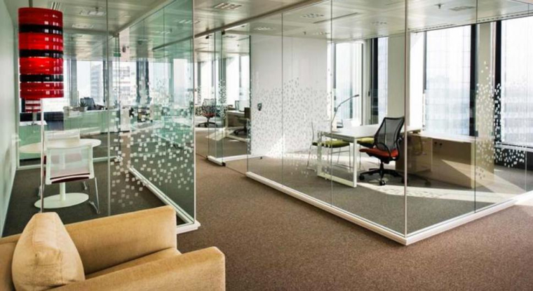 La Tour CB 21, dans le quartier d'affaires de La Défense, près de Paris. (© Foncière des Régions)