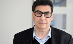 Philippe Aghion, au Collège de France de Paris, le 8 juin 2021 ( AFP / ERIC PIERMONT )