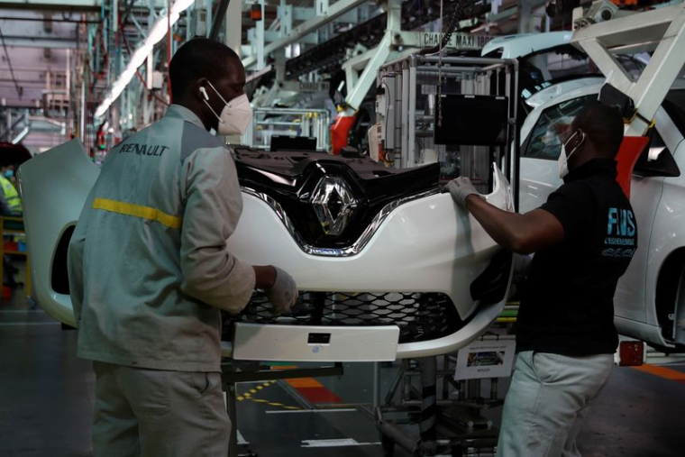 RENAULT: LÉGÈRE HAUSSE DU TEMPS DE TRAVAIL EN FRANCE POUR SOUTENIR LA PERFORMANCE