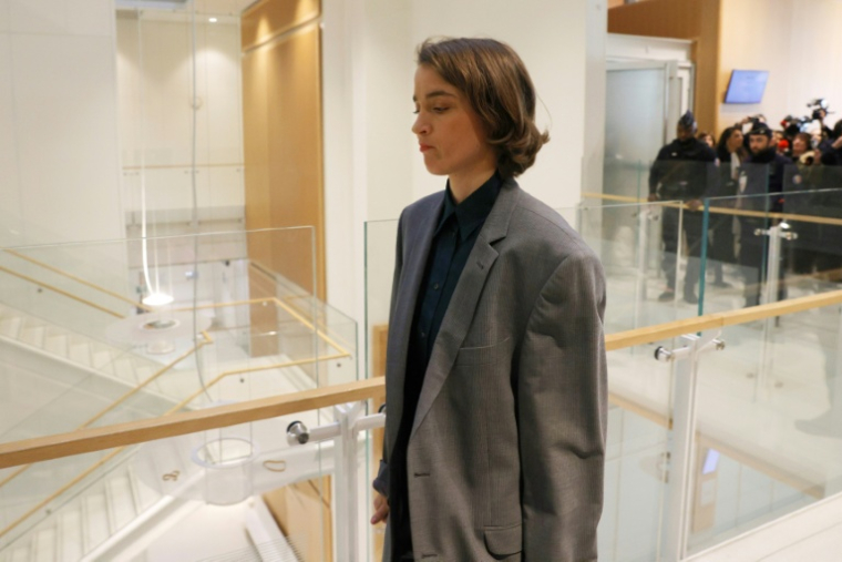 Adèle Haenel au tribunal de Paris, le 3 février 2025 ( AFP / GEOFFROY VAN DER HASSELT )