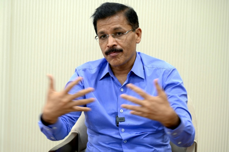 Tukaram Mundhe, à la tête de l’Autorité de sécurité alimentaire du Maharashtra, lors d'une interview avec l'AFP dans son bureau à Bombay, le 30 juillet 2026 en Inde ( AFP / Indranil MUKHERJEE )