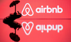 De New York à Tokyo en passant par Barcelone et Paris, un nombre croissant de villes à travers le monde ont imposé ou promis des restrictions sur les locations touristiques ces dernières années ( AFP / JOEL SAGET )
