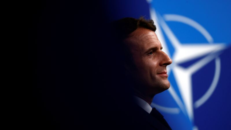 UKRAINE: MACRON S'ENTRETIENDRA AVEC BIDEN ET DES ALLIÉS DE L'OTAN À LA MI-JOURNÉE, DIT ATTAL