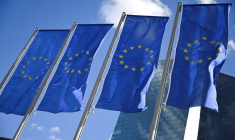 Des drapeaux de l'Union Européenne