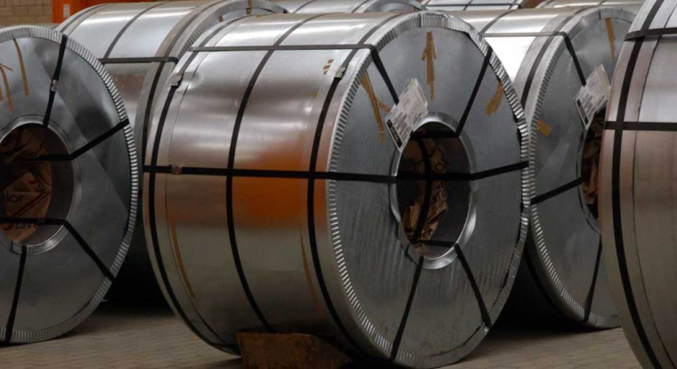 Des bobines d'acier Arcelormittal. (© Arcelormittal)