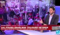 Israël : le mur des lamentations illuminé en hommage aux 1400 victimes et aux otages du Hamas