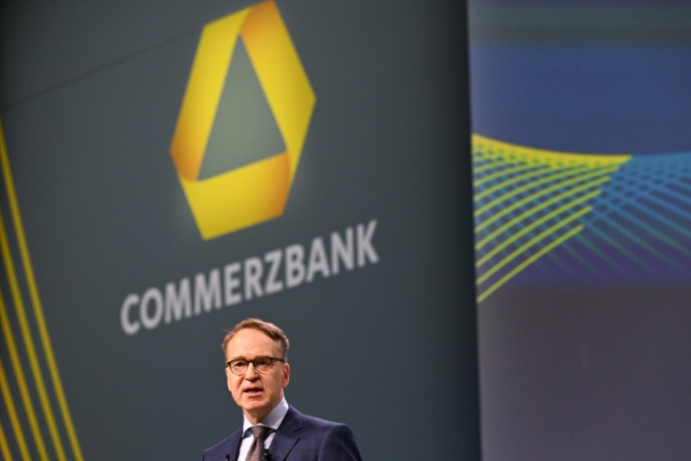 Le président du conseil de surveillance de Commerzbank Jens Weidmann lors de l'AG d'actionnaires à Wiesbaden, le 20 mai 2026 ( AFP / Kirill KUDRYAVTSEV )