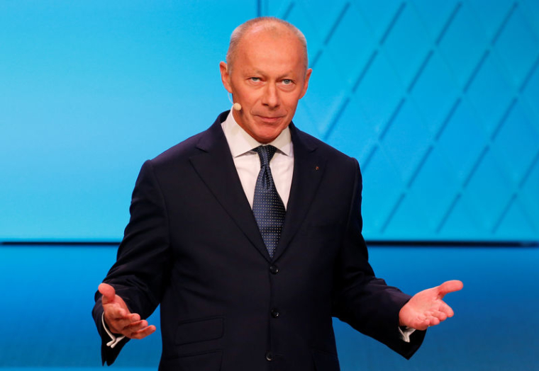 RENAULT: BOLLORÉ PRÉSIDENT DE RNBV, GHOSN RESTE ADMINISTRATEUR