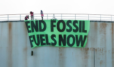 GRANDE-BRETAGNE: DIX TERMINAUX PÉTROLIERS BLOQUÉS PAR DES MILITANTS ENVIRONNEMENTAUX, SIX ARRESTATIONS