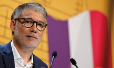 Olivier Faure, Premier secrétaire du Parti socialiste français, prononce un discours lors du forum d'été du Parti socialiste à Blois