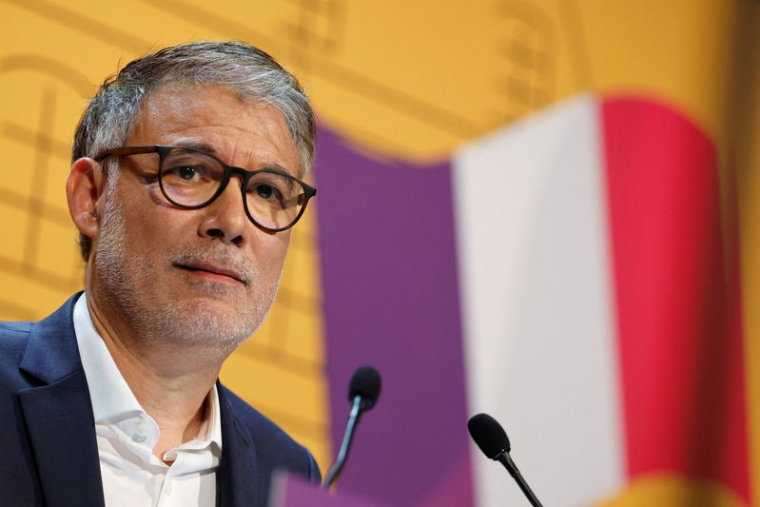 Olivier Faure, Premier secrétaire du Parti socialiste français, prononce un discours lors du forum d'été du Parti socialiste à Blois
