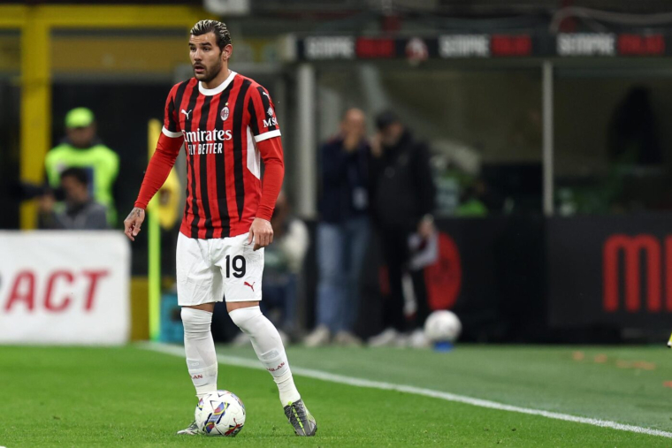 Théo Hernandez s'en prend aux dirigeants de l'AC Milan