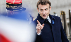 ( POOL / TERESA SUAREZ )