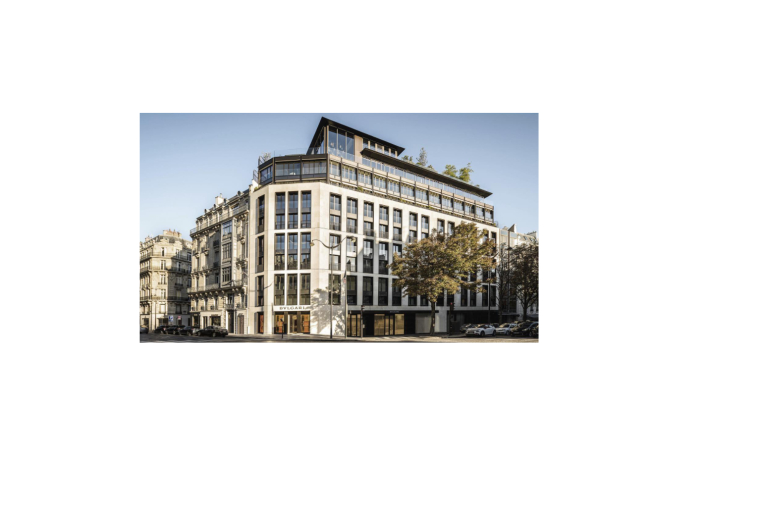 Un nouveau palace parisien (Capture Instagram @maxalto_official)