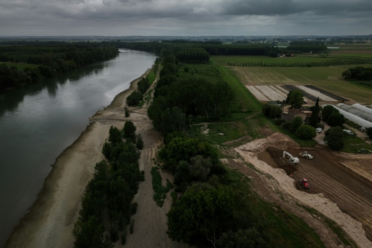 Dans le Lot-et-Garonne, plus d'un kilomètre de digues se sont rompues lors des crues de février  ( AFP / Philippe LOPEZ )