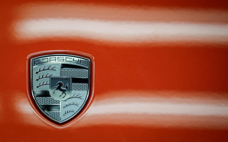 ( AFP / RONNY HARTMANN )