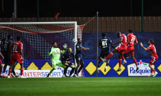 Cheikh Ndoye dézingue Reims