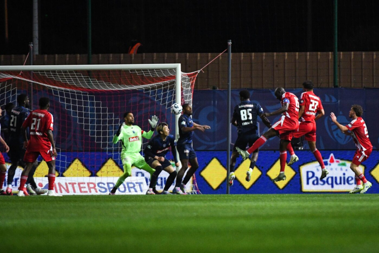 Cheikh Ndoye dézingue Reims