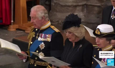 Funérailles d'Elizabeth II : les premiers chants religieux résonnent dans l'abbaye de Westminster