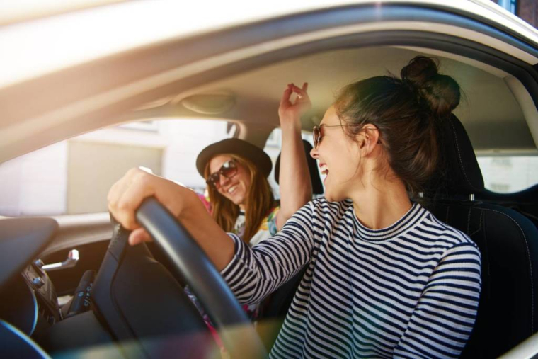 Comment choisir son assurance auto ? / iStock.com - UberImages