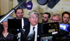 Première session de l'Assemblée nationale française nouvellement élue, à Paris