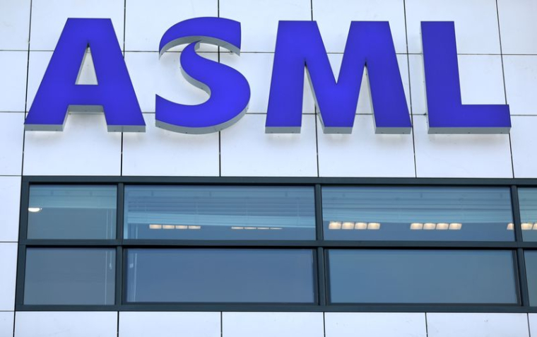 ASML FAIT MIEUX QUE PRÉVU AU T3 MAIS LES PRÉVISIONS DÉÇOIVENT