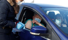 LE VACCIN PFIZER/BIONTECH DEVRAIT PROTÉGER CONTRE LE NOUVEAU VARIANT DU VIRUS, SELON L'EMA