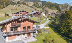 Il faut compter entre 1,5 et 1,6 million d’euros pour acquérir un bien de 150 mètres carrés dans le massif des Aravis. (© MAISON TALLOIRES)