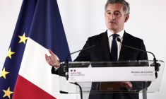 Le ministre de la Justice Gérald Darmanin, lors d'une conférence de presse à Paris ,le 8 juin 2026 ( AFP / Behrouz MEHRI )