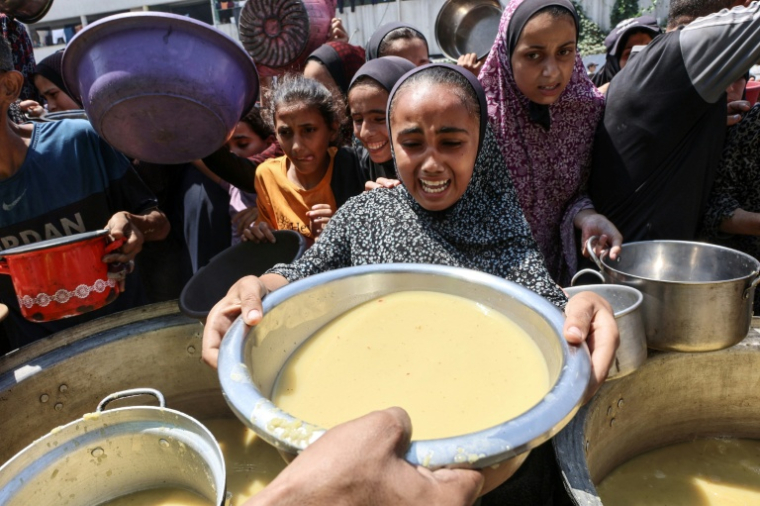 Distribution de nourriture à Gaza-ville, le 25 juillet 2025 ( AFP / Omar AL-QATTAA )