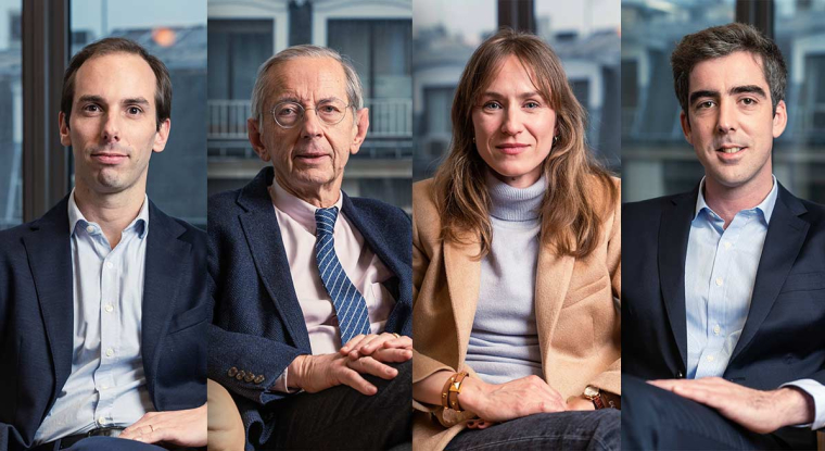 Victor Higgons, William Higgons gérant historique, Audrey Bacrot et Charles de Sivry. (© DR)