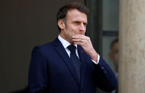 Macron dira à Trump qu'il ne faut "pas être faible" face à Poutine