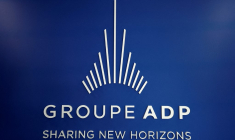 ( POOL / BENOIT TESSIER )