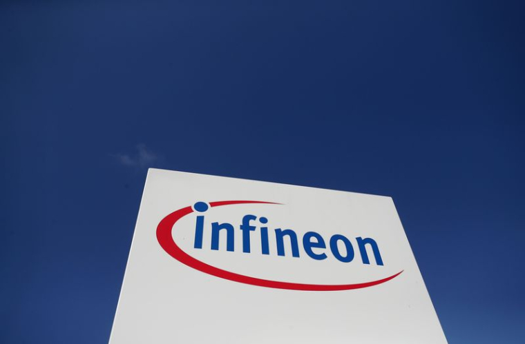 INFINEON RELÈVE SES PRÉVISIONS ANNUELLES MAIS PRUDENCE SUR LE TROISIEME TRIMESTRE