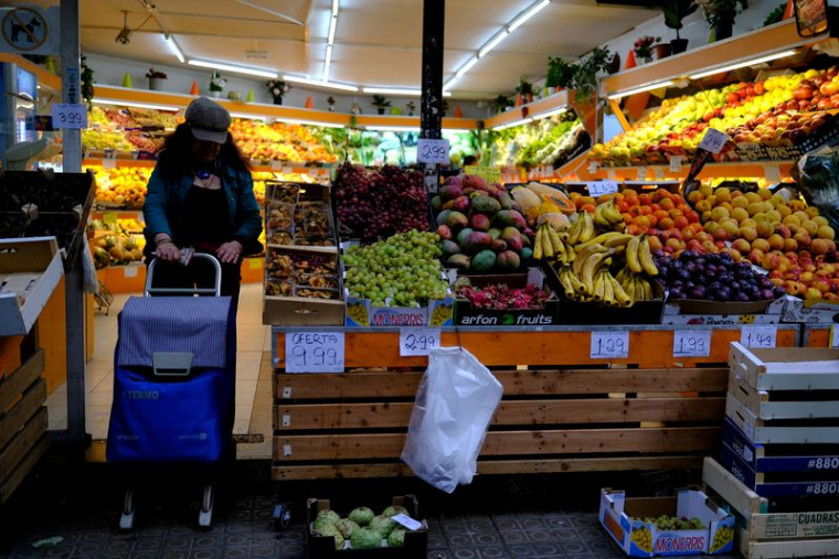 Un marché de fruits et légumes à Barcelone