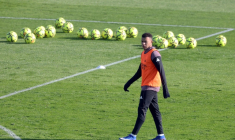 L'attaquant français du Real Madrid Kylian Mbappé lors d'un entraînement collectif le 30 décembre 2025 à Valdebebas, pr-s de Madrid ( AFP / Pierre-Philippe MARCOU )