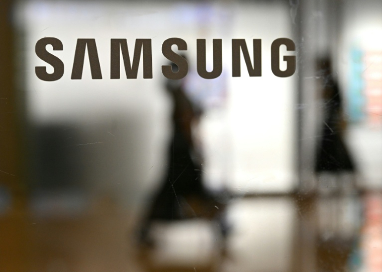 Le logo de Samsung Electronics à Seoul, le 20 mai 2026. ( AFP / Jung Yeon-je )