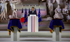 Le président Emmanuel Macron prononce un discours lors de la cérémonie d'entrée au Panthéon de l'historien et résistant Marc Bloch et de son épouse Simonne Bloch, le 23 juin 2026 à Paris ( POOL / Alice Sacco )