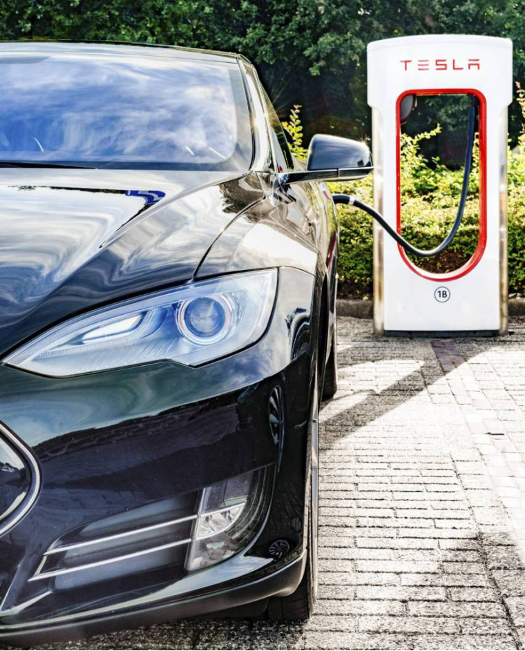 La voiture électrique ne connaît plus de limites !